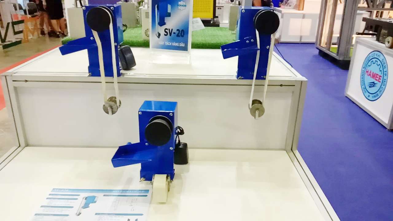 M&aacute;y t&aacute;ch v&aacute;ng dầu SV-020